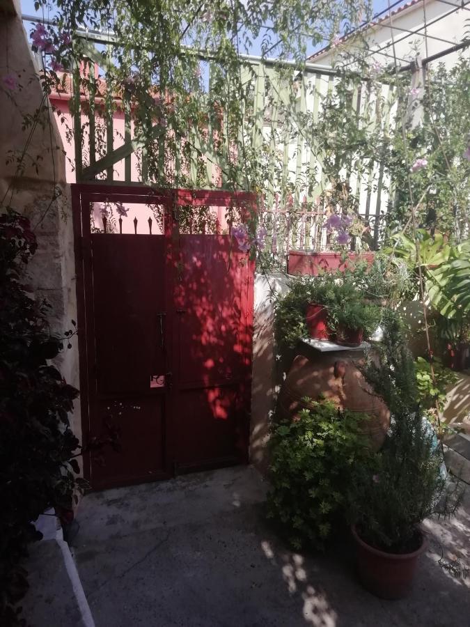 "Eirini" Traditional House Creta Archanes, Αρχάνες Σπίτι Exterior foto